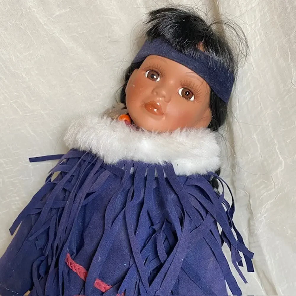 Vintage 18 inch Traditions Native American Indian Porcelain Doll accessories